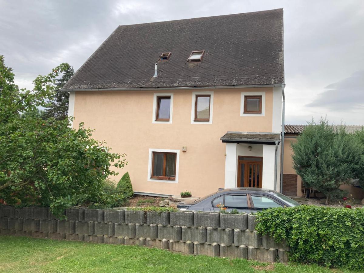 Apartament Meclov Zewnętrze zdjęcie